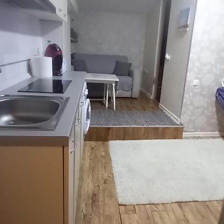 Cozy Studio In The Heart Of Cluj Ngoại thất bức ảnh